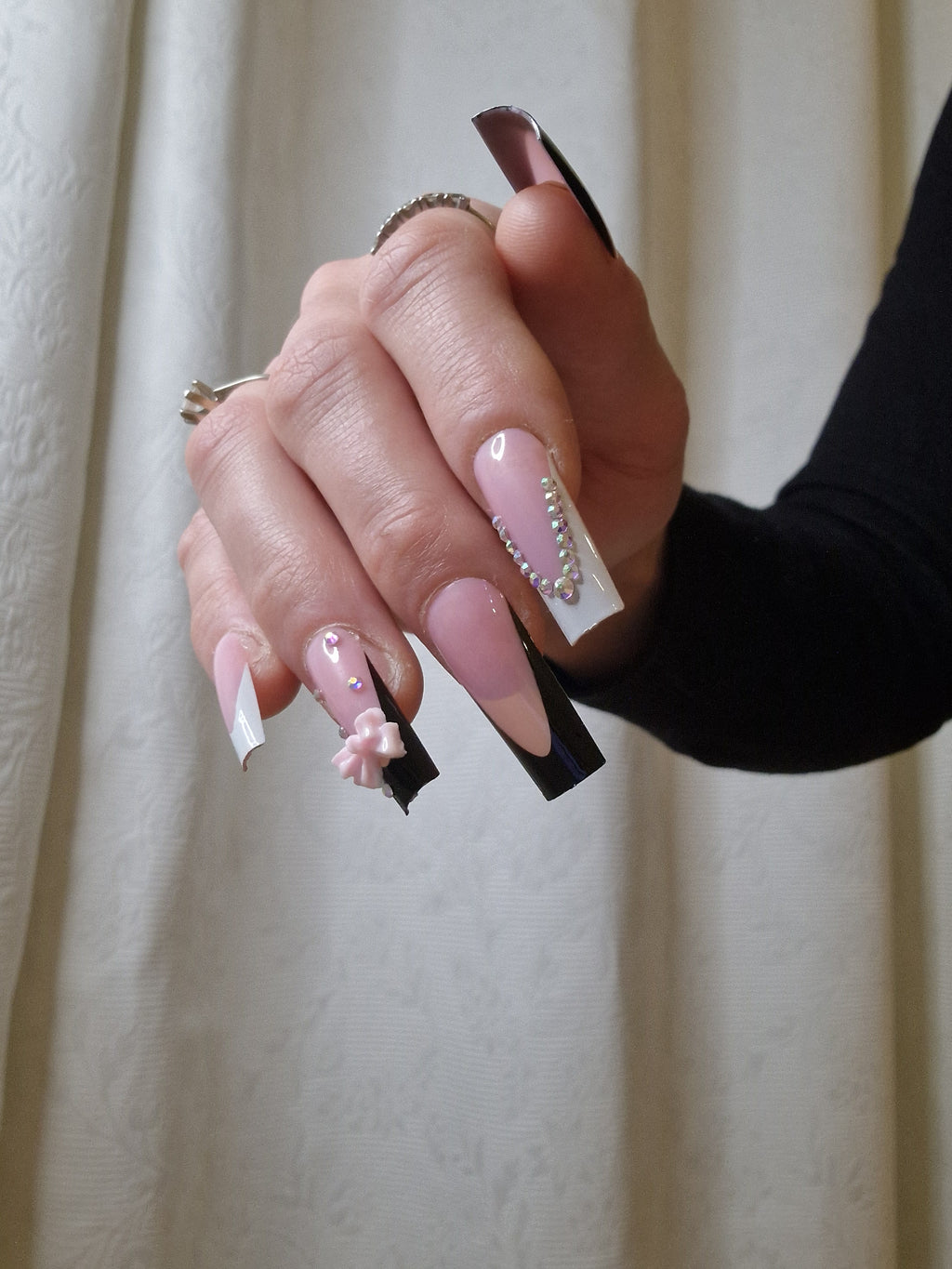 Love Black and White