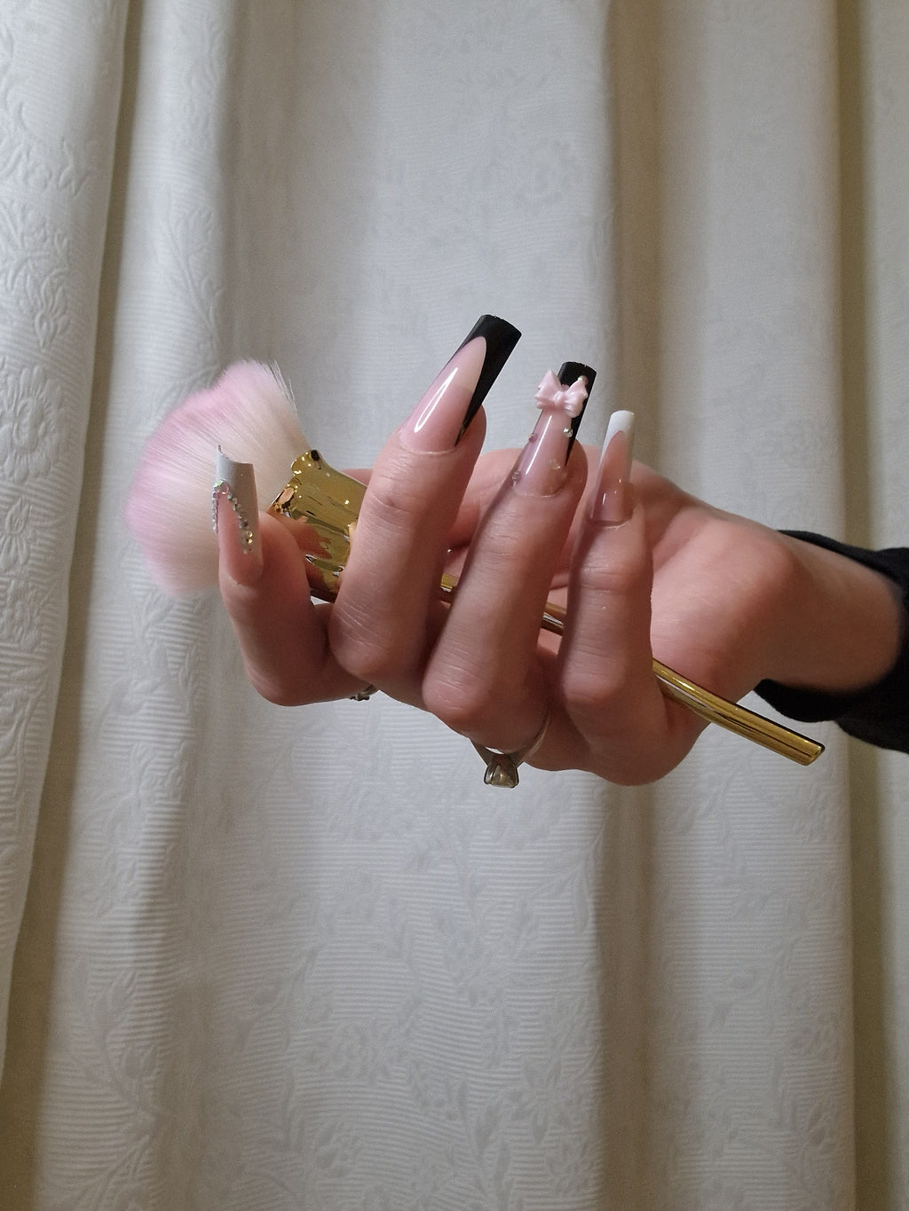 Love Black and White